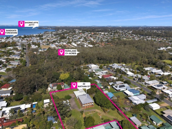 BRIGHTON’S FINEST – SPECTACULAR 1 ACRE – DUAL LIVING, POTENTIAL PLUS, SPECTACULAR 1 ACRE