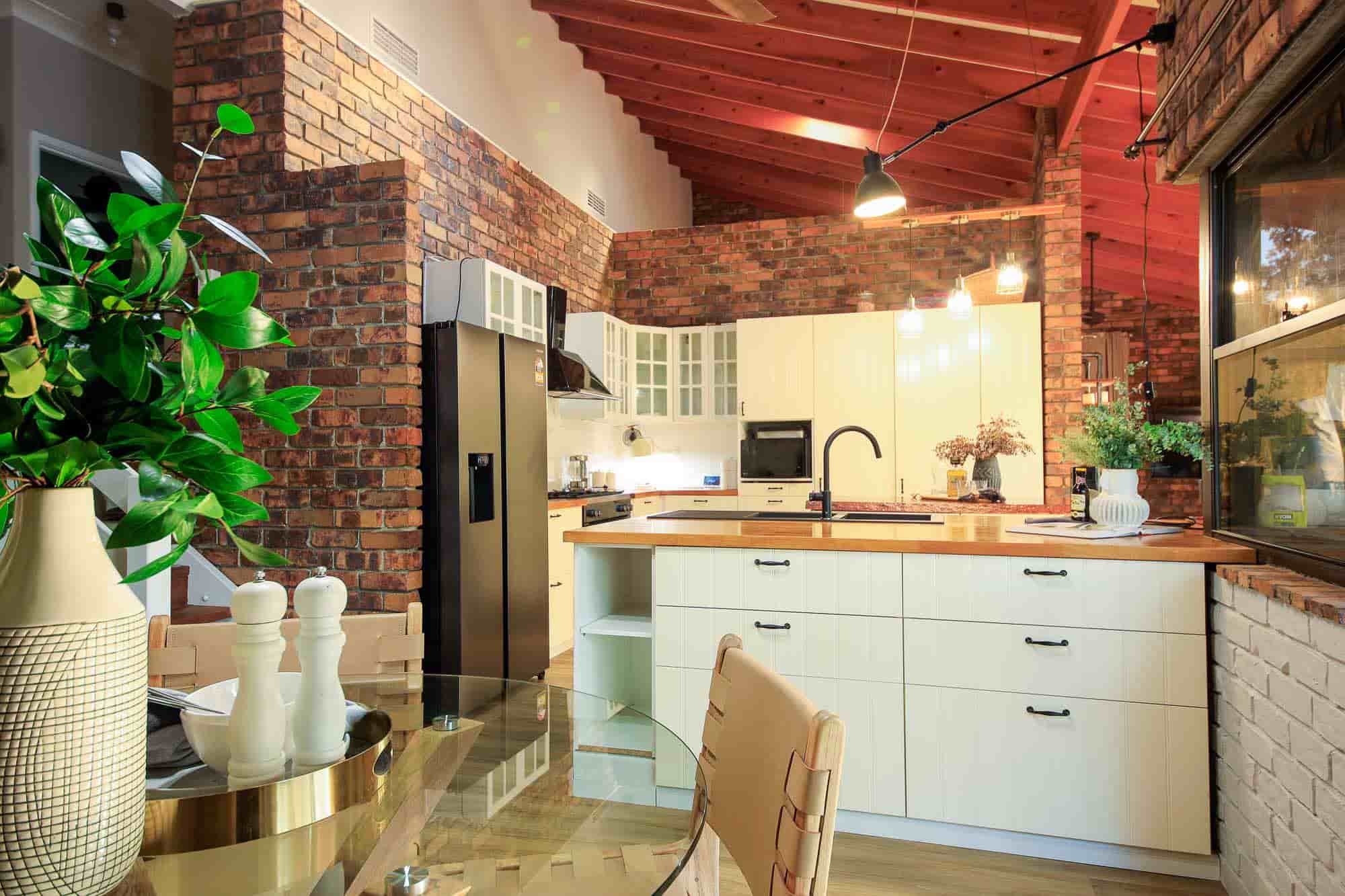 2 turbal (14) Family Home & Cottage with loft – Entertainers Haven overlooking reserve