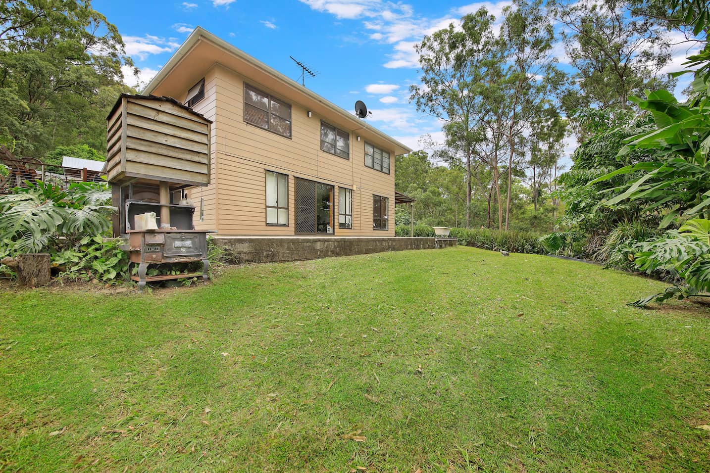 20 40 Acre Retreat