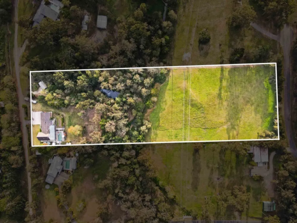 Rare and Expansive Family Home on Over 6 Acres – A Unique Opportunity with Future Subdivision Potential