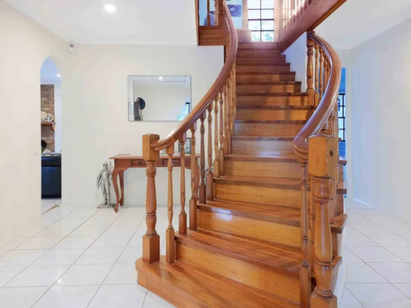 Rare and Expansive Family Home on Over 6 Acres – A Unique Opportunity with Future Subdivision Potential