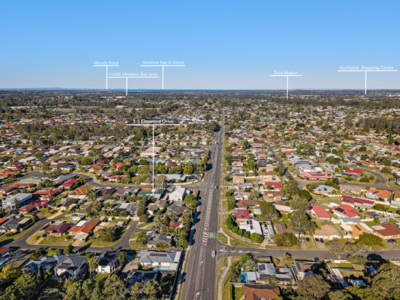 Large Family Home | 1020m2 Block | Walk to Genesis College, Shops and room for the tradies