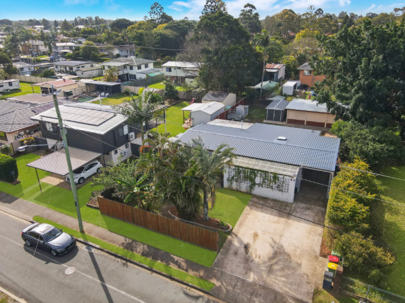 802m2 Renovated Entertainer