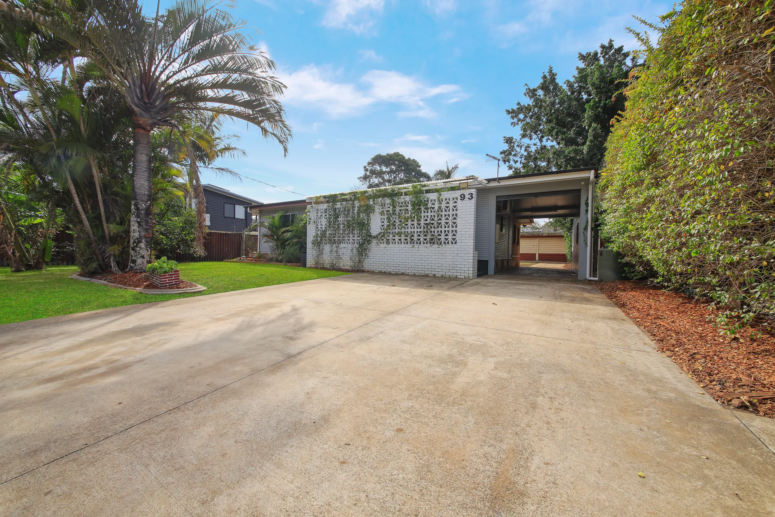 image6 802m2 Renovated Entertainer